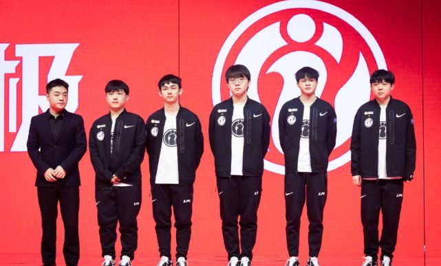 性和高超的 性和高超的